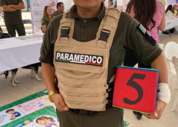 GUARDIA CIVIL ESTATAL ACERCA SERVICIOS PREVENTIVOS A NIÑAS, NIÑOS Y FAMILIAS EN EL ROSARIO.