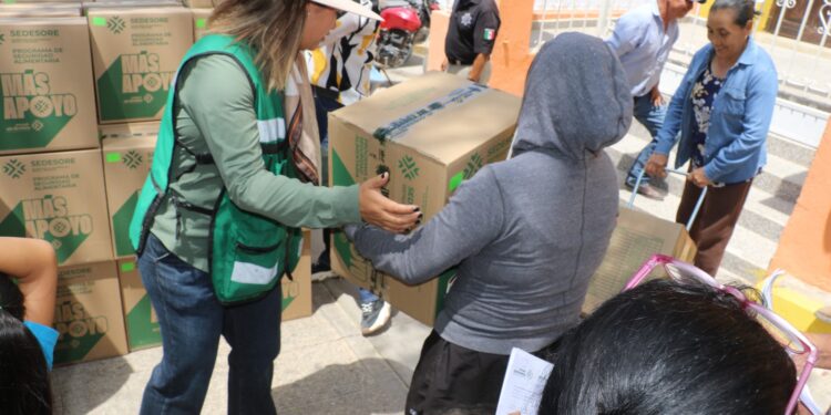 APOYOS ALIMENTARIOS LLEGAN DIRECTAMENTE A FAMILIAS DE CUATRO REGIONES