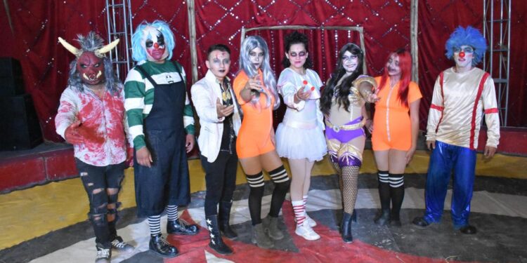 ROYAL STAR CIRCUS LLEVA MAGIA Y TERROR A LA FENAPO 2026