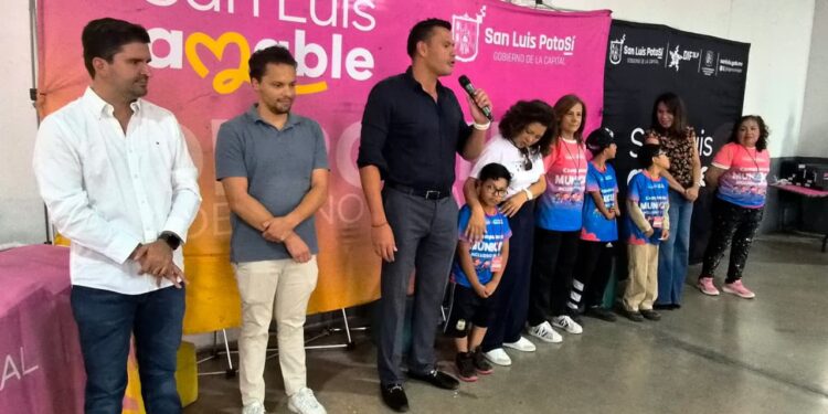 La Mtra. Estela Arriaga presidenta del Sistema Municipal DIF clausuró el Campamento Municipal Inclusivo 2026