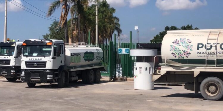 ESTADO DISTRIBUYE MÁS DE 30 MILLONES DE LITROS DE AGUA POR MES