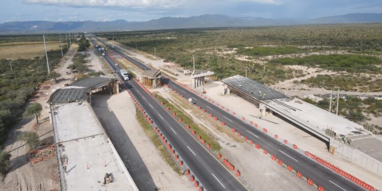 NUEVA AUTOPISTA A MATEHUALA REGISTRA IMPORTANTES AVANCES: RICARDO GALLARDO
