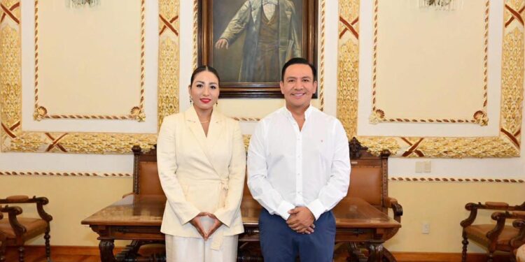 ASUME ROXANNA HERNÁNDEZ RAMÍREZ TITULARIDAD DE LA SECRETARÍA DE LAS MUJERES.