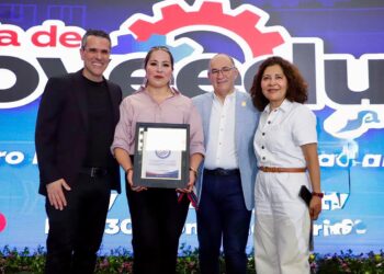 Un enorme éxito la Feria de la Proveeduría, que cerro con participación de empresas y ponentes