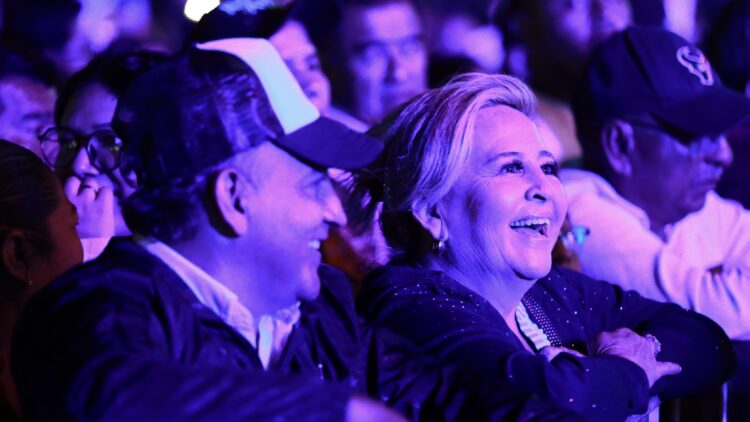 EL REY DEL ACORDEÓN, RAMÓN AYALA, HACE HISTORIA EN EL FORO DE FENAPO