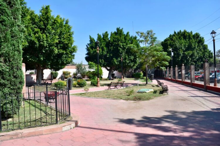 Gobierno de la Capital mejora condiciones del Jardín del Montecillo