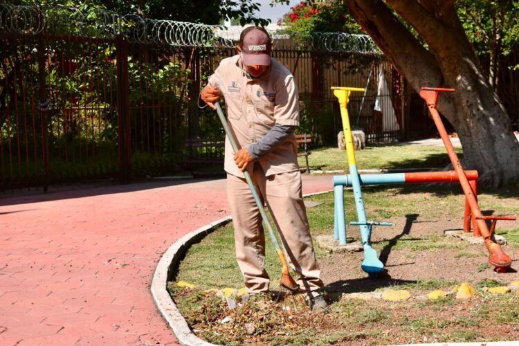 Gobierno de la Capital mejora condiciones del Jardín del Montecillo