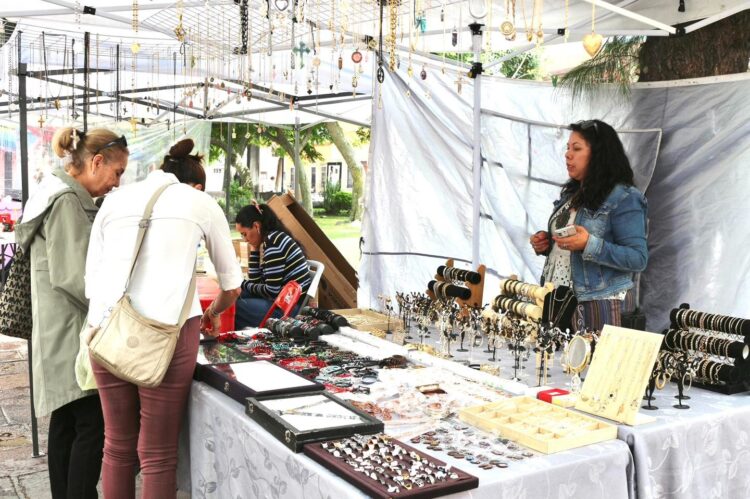 MÁS DE 60 EMPRENDEDORAS OFRECERÁN SUS PRODUCTOS EN JARDÍN COLÓN