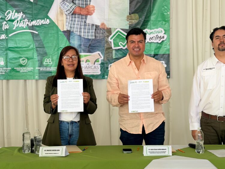FAMILIAS DE CHARCAS AVANZAN EN REGULARIZACIÓN DE SUS PROPIEDADES