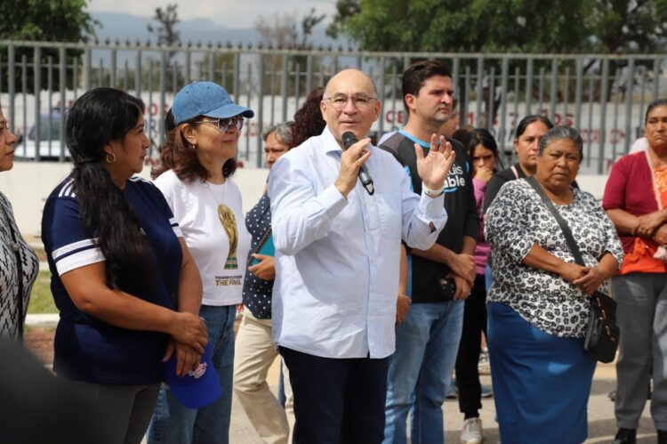 Unidos, vecinos y Gobierno de la Capital recuperan el espacio público