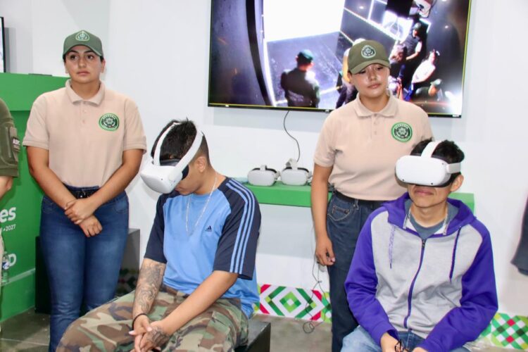 STAND DE SEGURIDAD COMBINA PREVENCIÓN, TECNOLOGÍA Y DIVERSIÓN EN LA FENAPO