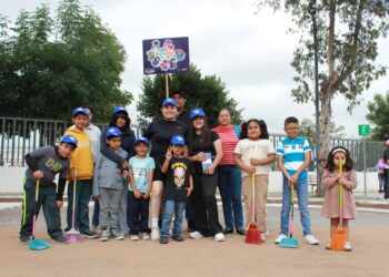 SE SUMAN AGENTES DEL ESCUADRÓN DE BIENESTAR INFANTIL MUNICIPAL A LA JORNADA 234 DE “DOMINGO DE PILAS” EN VALLE DORADO