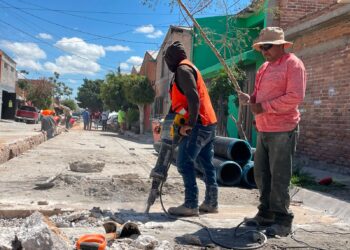 Interapas realiza amplia rehabilitación de drenaje en la calle Arquímides