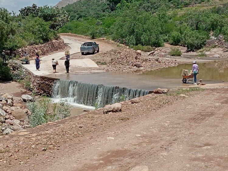 EL GOBERNADOR RICARDO GALLARDO AMPLIARÁ PROGRAMAS SOCIALES EN SANTA MARÍA DEL RÍO Y HUEHUETLÁN