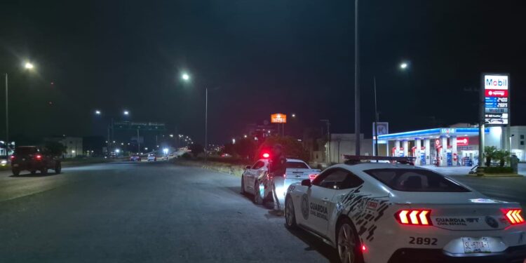 DIVISIÓN CAMINOS DE LA GCE BRINDA APOYO SIN LÍMITES EN CARRETERAS ESTATALES