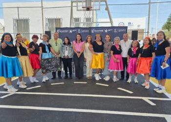Adultos mayores contagiaron su alegría con el Concurso de Baile del DIF Municipal