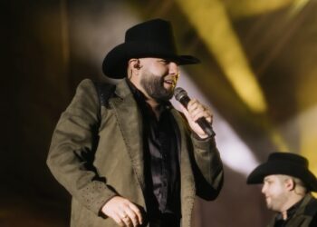 LABERINTO Y HEREDEROS DE NUEVO LEÓN PONEN A BAILAR SIN LÍMITES EL FORO DE FENAPO 2026