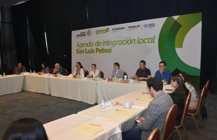 LABERINTO Y HEREDEROS DE NUEVO LEÓN PONEN A BAILAR SIN LÍMITES EL FORO DE FENAPO 2026