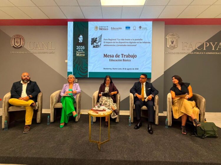 SAN LUIS POTOSÍ PARTICIPA EN DEBATE NACIONAL SOBRE USO DE CELULARES EN ESCUELAS
