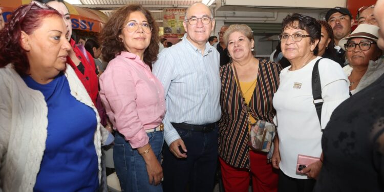 Enrique Galindo anuncia recursos extraordinarios para mejorar los mercados municipales