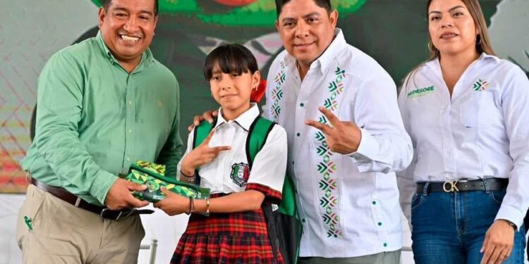 FELIZ Y EXITOSO REGRESO A CLASES: GOBERNADOR RICARDO GALLARDO