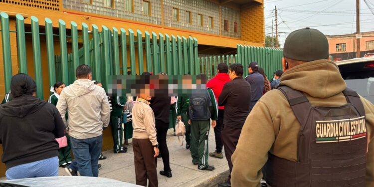 #GuardiaCivilEstatal llevan a cabo patrullajes preventivos, vigilancia y atención a la ciudadanía