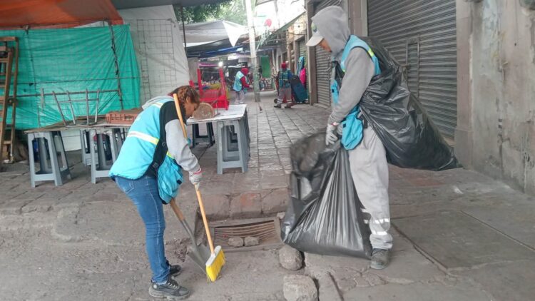 Gobierno de la Capital refuerza limpieza en la Plaza del Mariachi y zona de los Huaracheros