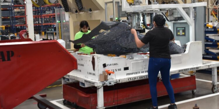 SAN LUIS POTOSÍ ENCABEZA LA REGIÓN CENTRO-BAJÍO EN CRECIMIENTO SALARIAL