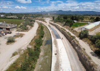 EL GOBIERNO DEL ESTADO AVANZA EN LA PAVIMENTACIÓN DEL RÍO SANTIAGO