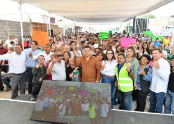 EL GOBERNADOR RICARDO GALLARDO ENTREGA NUEVA VIALIDAD Y DA CONTINUIDAD A OBRAS EN SOLEDAD