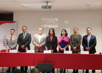Continúa alianza Gobierno Capital con asociaciones de profesionistas a favor del emprendimiento