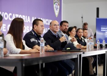 Reconocimiento a la carrera y mérito policial: Enrique Galindo convoca a la promoción de grados