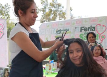 DIF ESTATAL ACERCA SALUD Y APOYOS DIRECTOS A FAMILIAS DE LAS COLONIAS