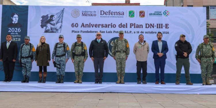 GOBIERNO DEL ESTADO RECONOCE AL EJÉRCITO MEXICANO POR 60 AÑOS DE PROTEGER A LAS FAMILIAS
