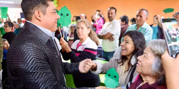 *RICARDO GALLARDO SE CONSOLIDA COMO EL GOBERNADOR CON MAYOR RESPALDO CIUDADANO DEL PAÍS*