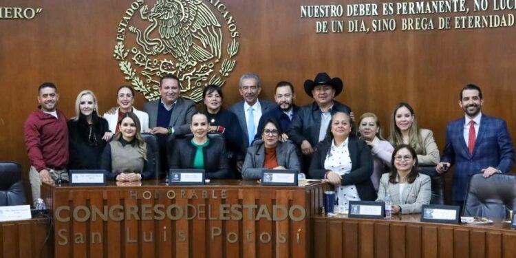 SAN LUIS POTOSÍ MANTIENE FINANZAS PÚBLICAS ESTATALES CON MAYORES INGRESOS, MENOS DEUDA E INVERSIÓN HISTÓRICA
