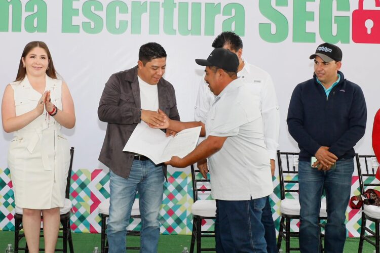 EL GOBERNADOR RICARDO GALLARDO LLEVA OBRAS VIALES, DEPORTIVAS Y CERTEZA PATRIMONIAL A LA HUASTECA Y REGIÓN MEDIA