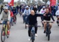 Enrique Galindo entrega más de 400 bicicletas y activa Cultura en tu Colonia